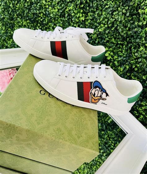 donald duck gucci belt|Disney x Gucci: Shoes & More .